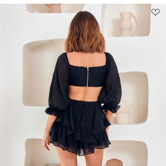 ortunate one romper 
Cute for summer or a festival - Picture 4 of 4